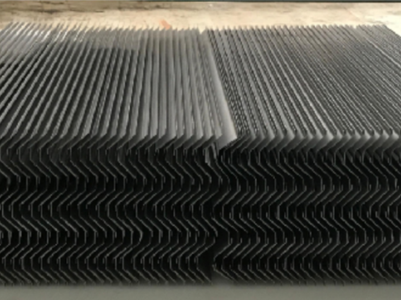 Corrugated plate demister